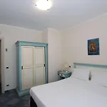Celeste Hotel 2*