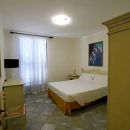 Hotel Celeste 2*