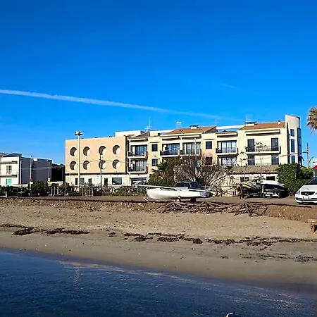 Celeste Hotel 2*