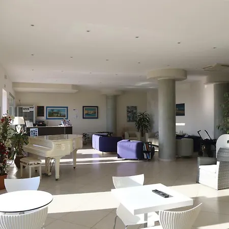 Celeste Hotel